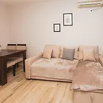 New Apartment At New Bazaar - Tirana City Center