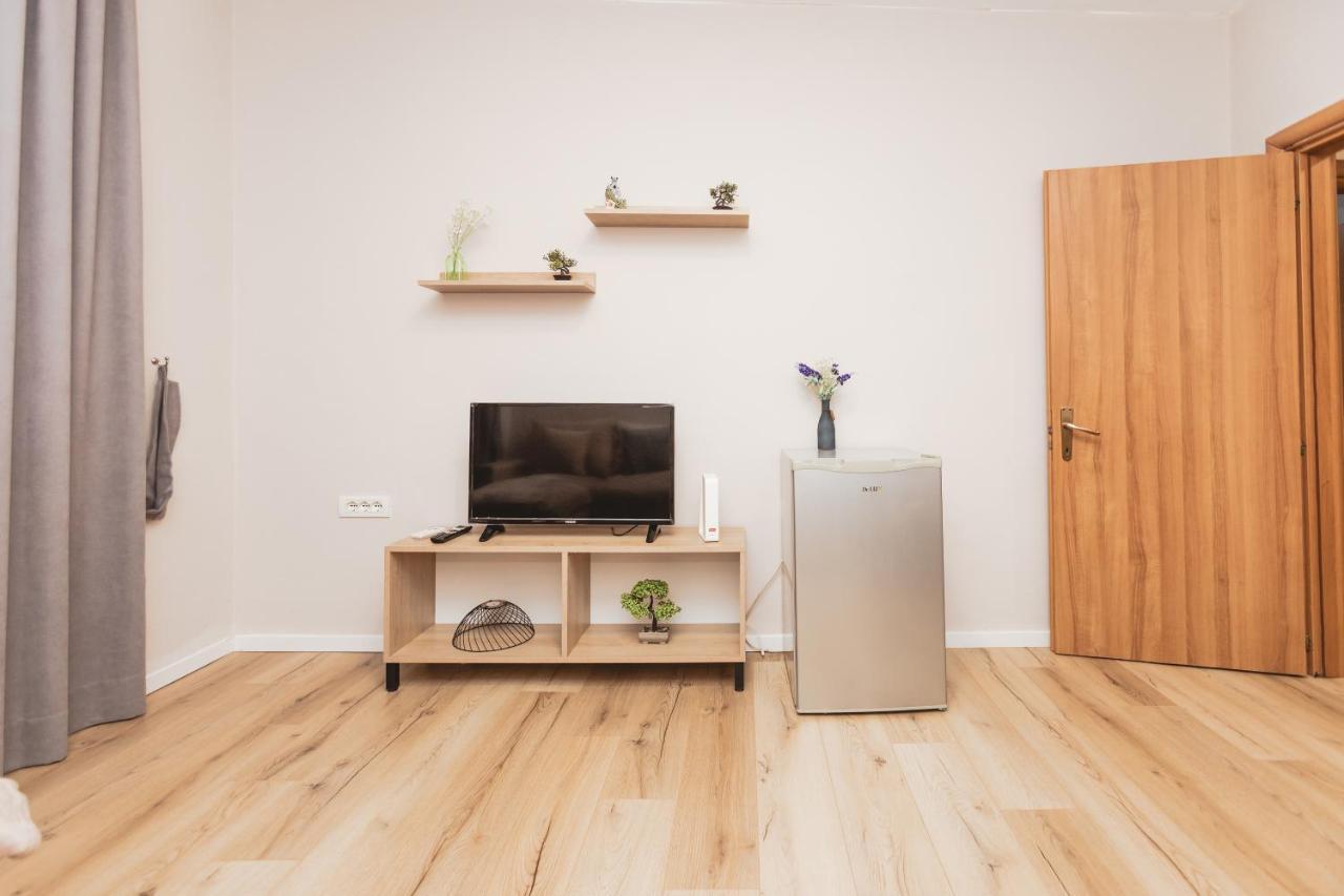 New At New Bazaar - Center Apartament